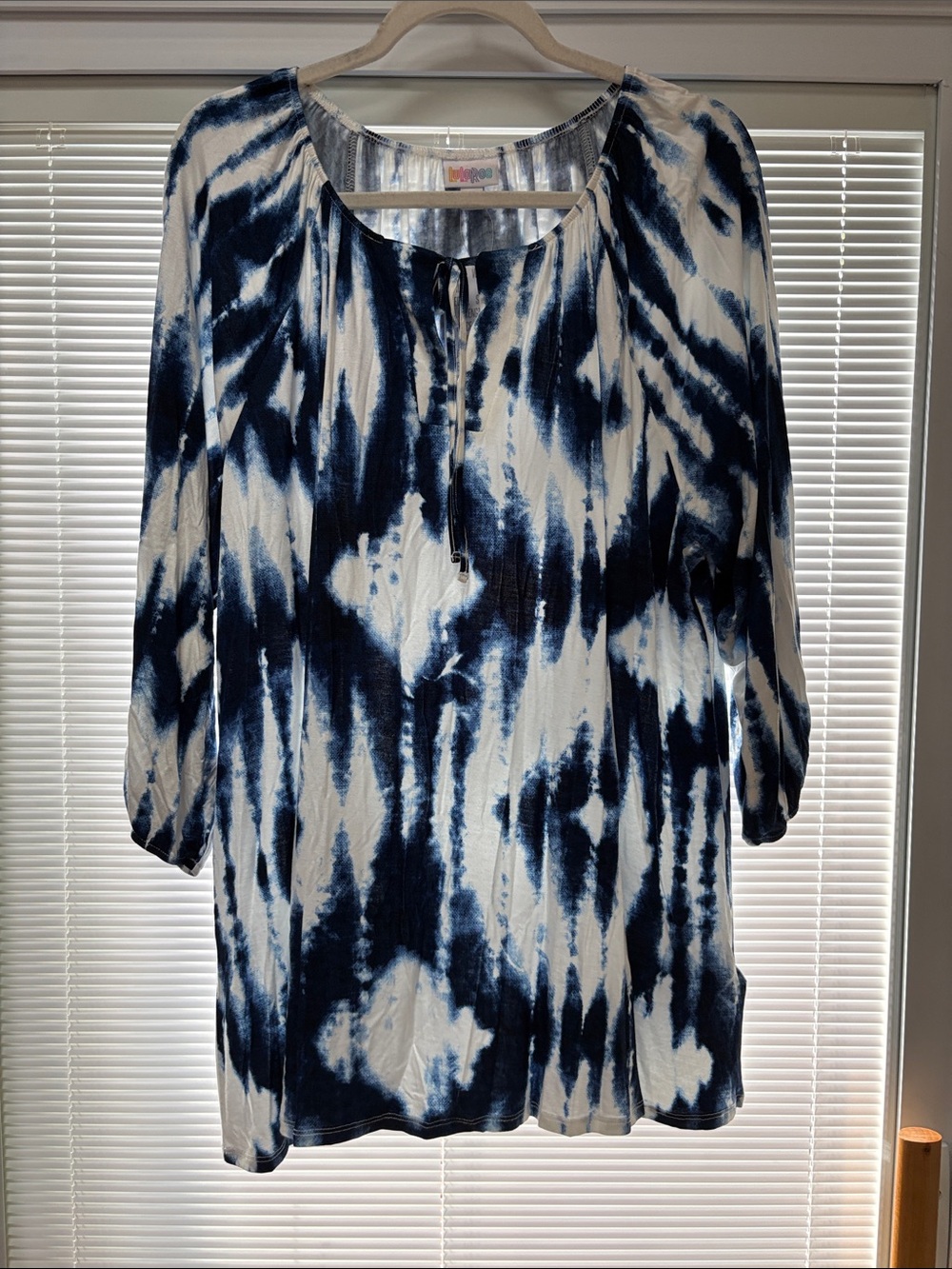 LuLaRoe Debra Navy & White Tie-Dye Tunic